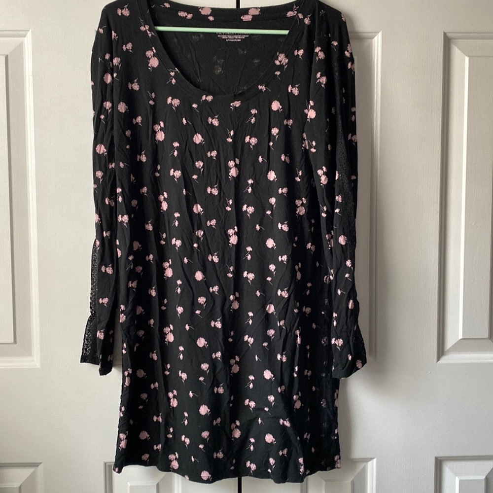 ❗25% off 2❗ Black and pink floral modal lace nightgown